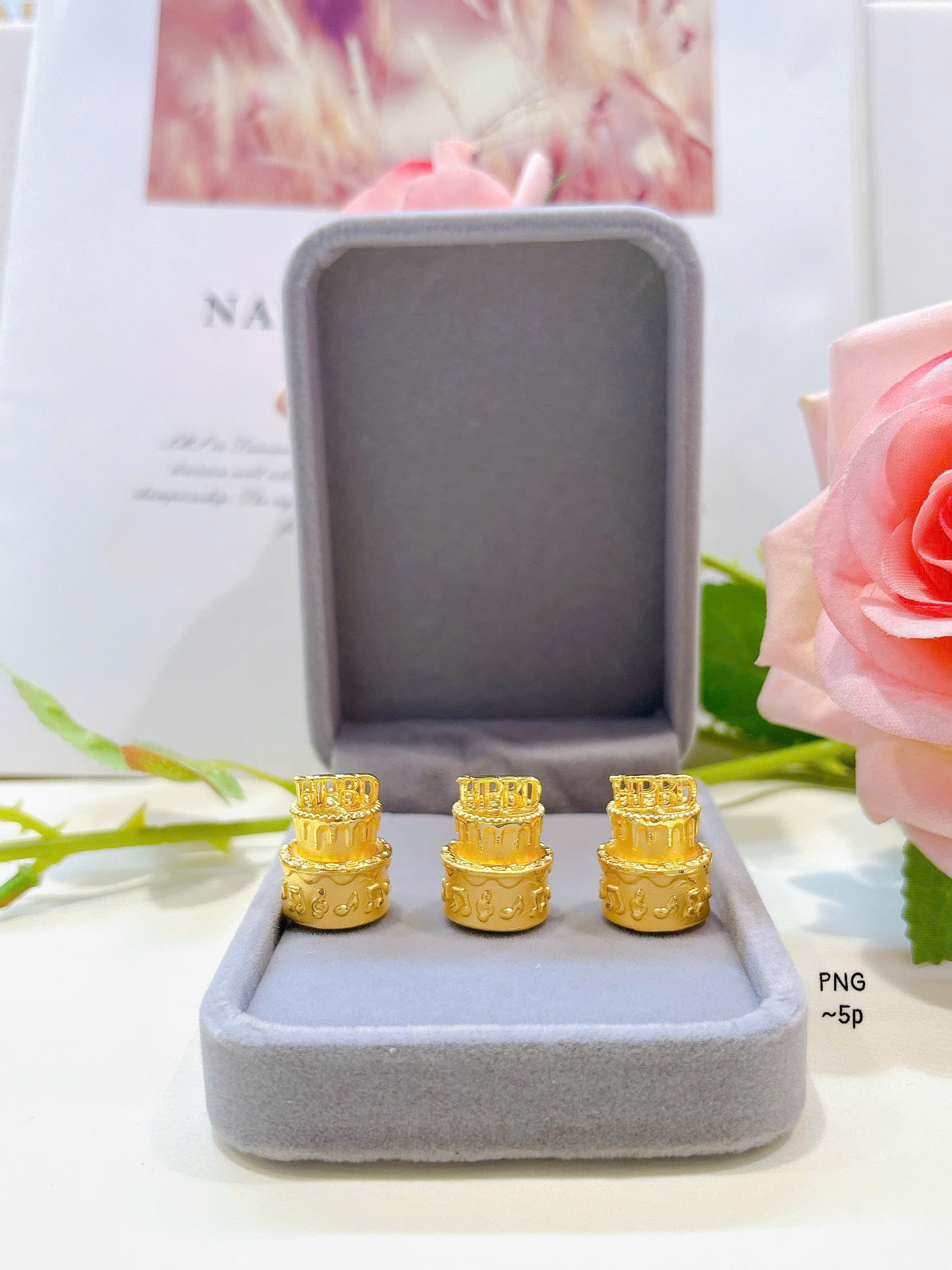 z7518672037612_9753faffef61cb48cefe84ffddd95ca5